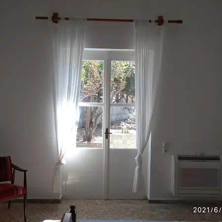 بيت للعطل Psathi *
